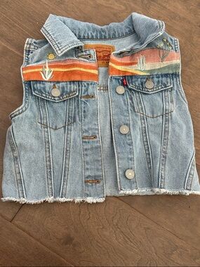 Levi's Light Blue Denim Vest with Sunset & Cactus Embroidery